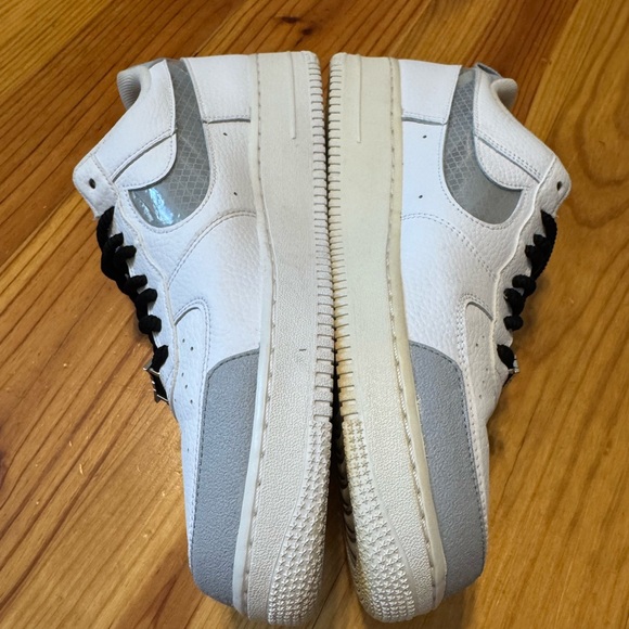 Nike Air Force 1 Low Mens Size 11.5 White Gray Athletic Leather Shoes Sneakers - Picture 11 of 13